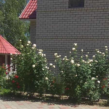 Hotel Tropicana Svitlovodsʼk Exteriör bild