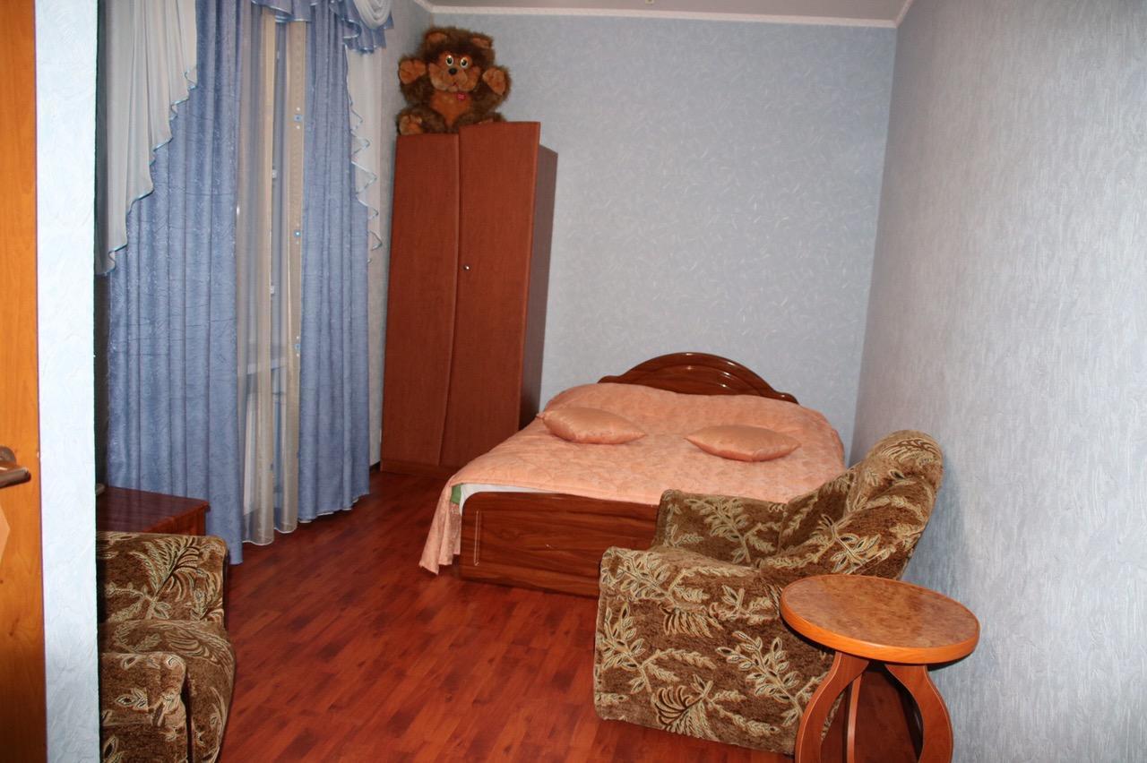 Hotel Tropicana Svitlovodsʼk Rum bild
